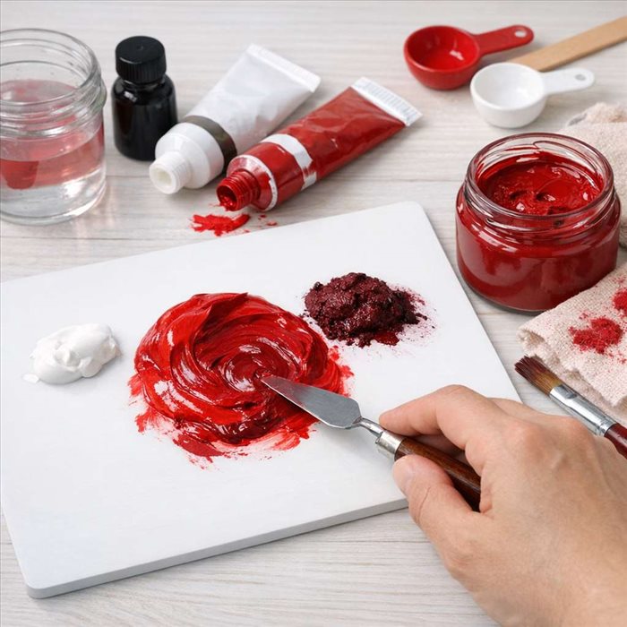 Peinture rouge carmin : comment la faire facilement et bien