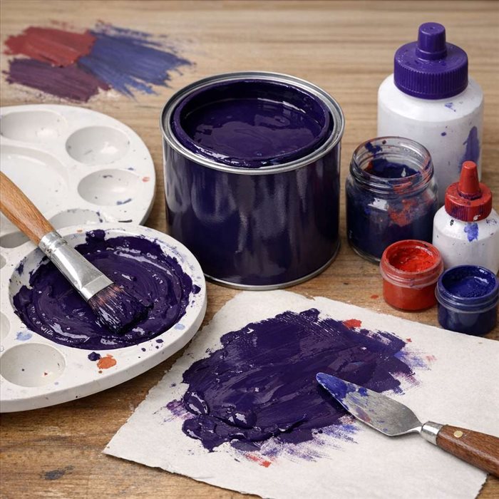 Comment faire une peinture violet foncé ? Guide simple
